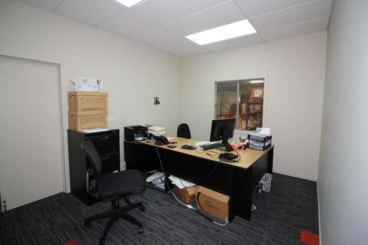 4/11 Orbit Drive Albany_11