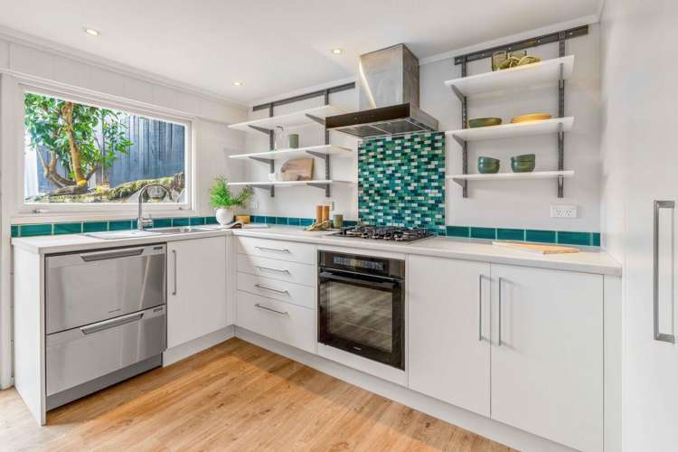 8 Glenn Terrace Otumoetai_18