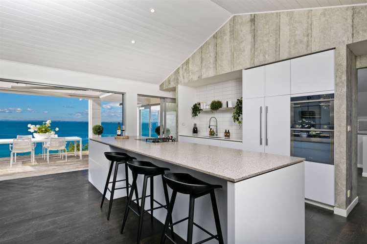 63 Tiri Road Manly_13