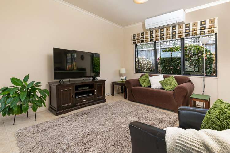 9 Maryann Place Greenhithe_4