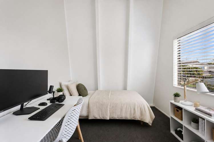 2/10 Trident Place Cockle Bay_17