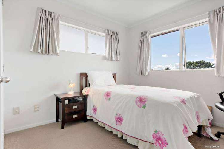 2 Yang Place Papakura_11