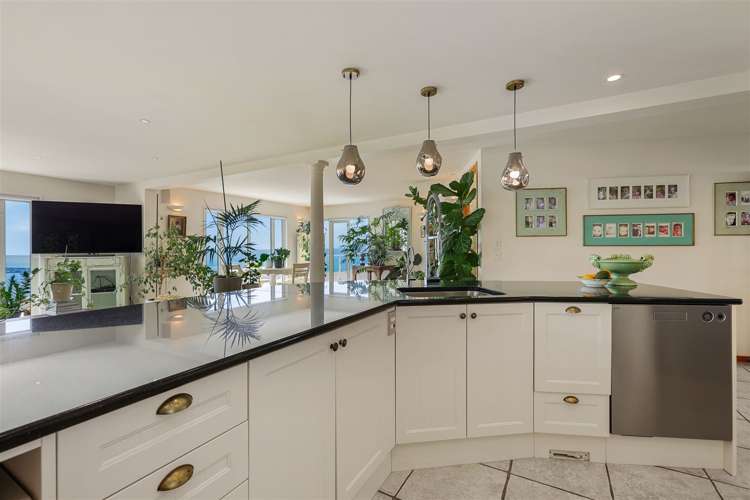 7 Gardenhill Lane Redcliffs_3