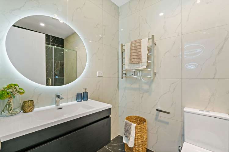 14 Heketara Way Massey_5