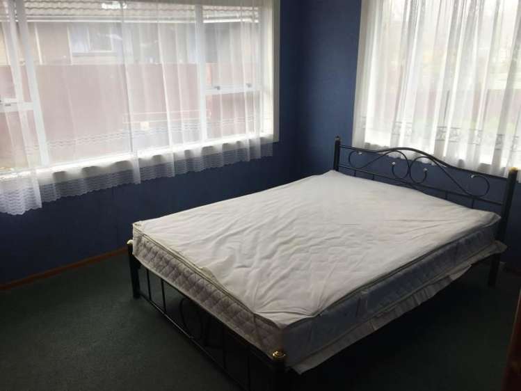 38 Dickson Crescent Hornby_5