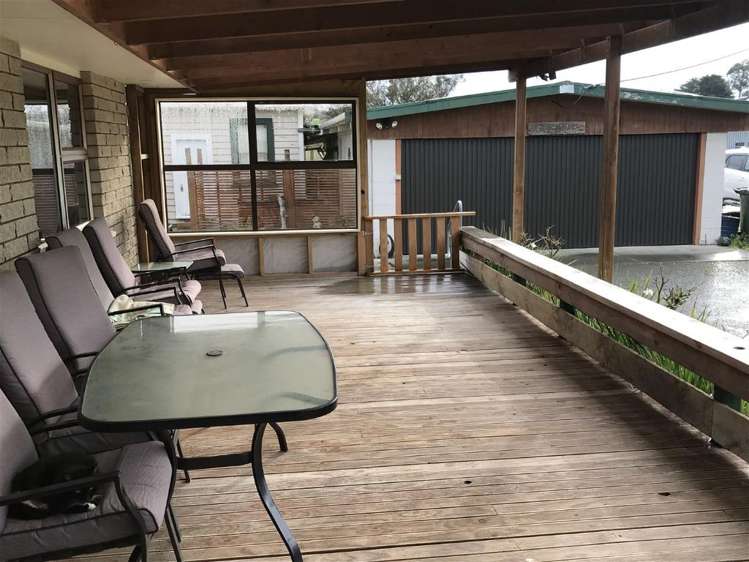 39 Knorp Street Halcombe_1