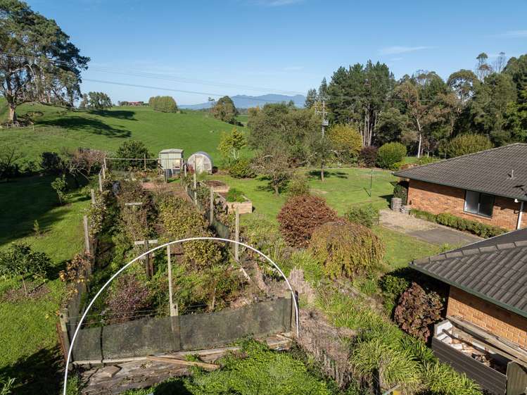 24 Rowe Road Whatawhata_19