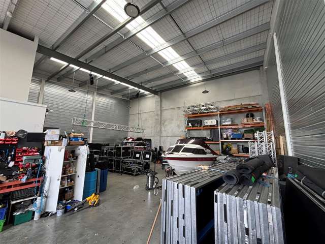 Unit 4 at 13 Kahu Crescent Te Rapa Park_1