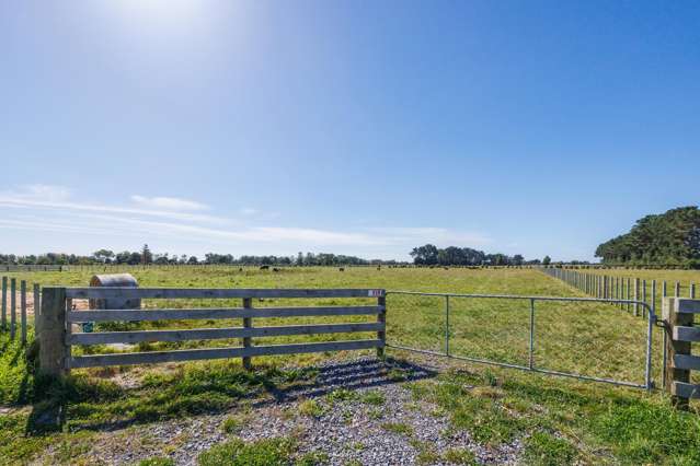 92a & 92b Oroua Road Newbury_1