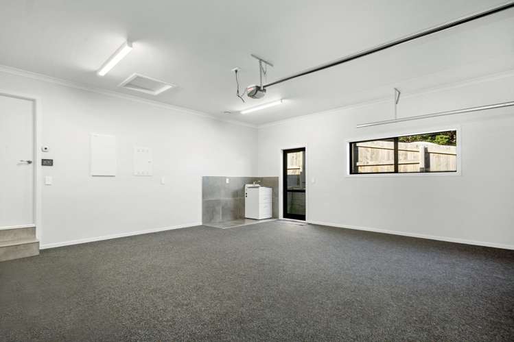 17 Jack Vaughan Grove Wainuiomata_16