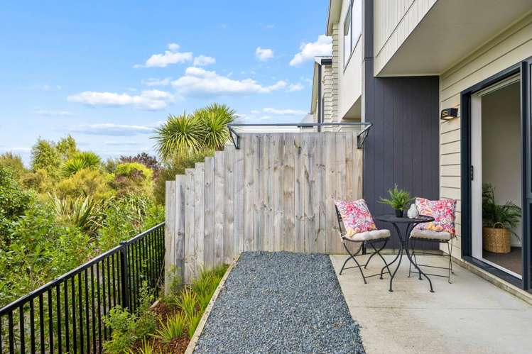 60 Matawhanga Drive Wattle Downs_10