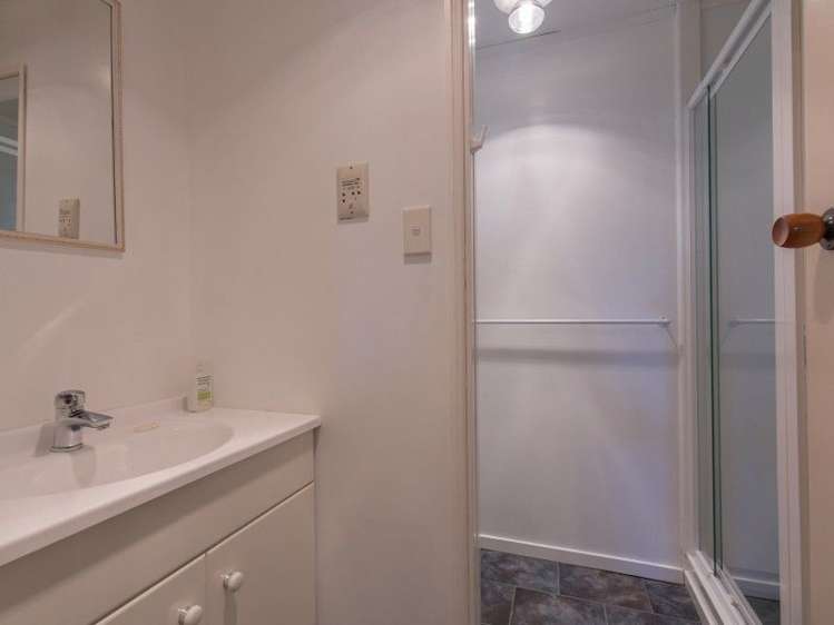 85 Warren Street Wanaka_15