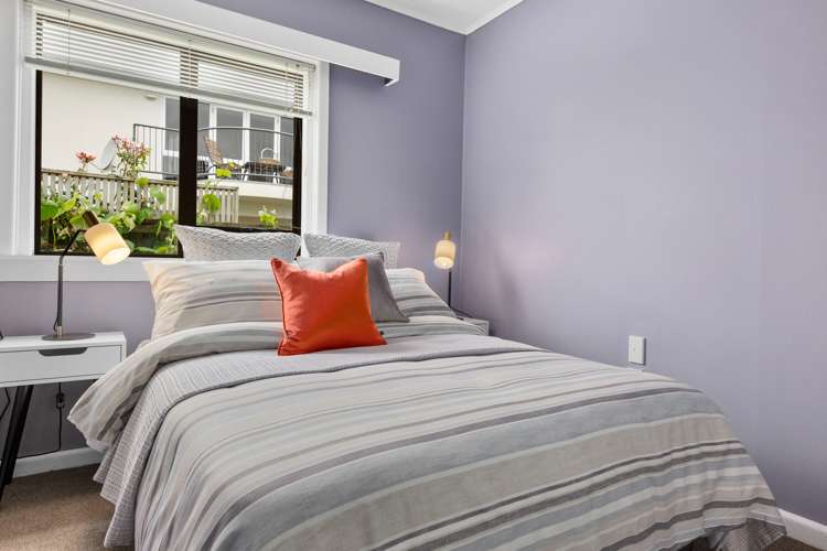 1/40 Grimseys Road Redwood_13