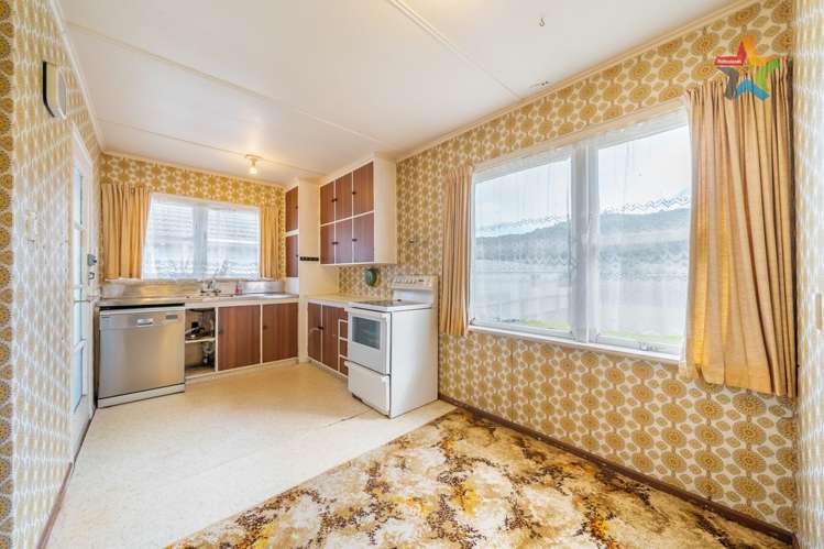 55 Donnelley Drive Wainuiomata_6