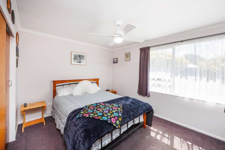 10 Heatherlea Heights Feilding_8