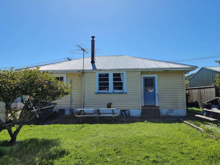 8 Geraldine Street Greymouth_11