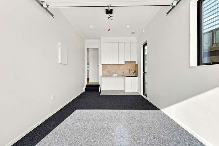 80A Bruce Road Glenfield_17