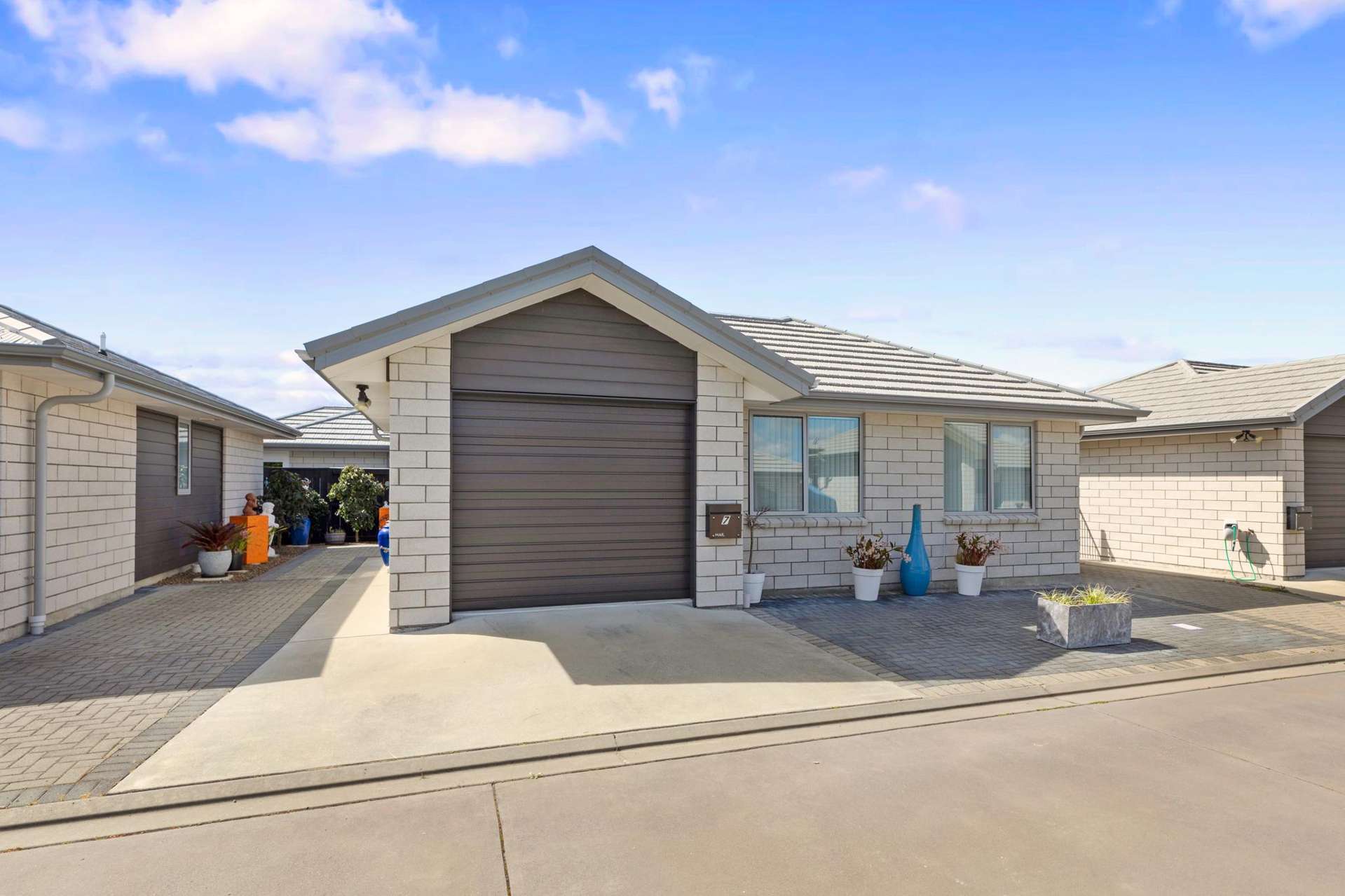 7 Lance Way in the Dunes Lifestyle Village Papamoa_0