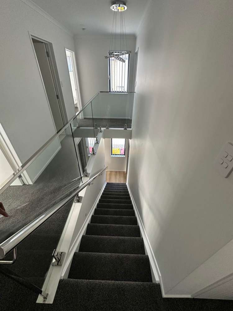 8A Gardiner Grove Mangere East_18
