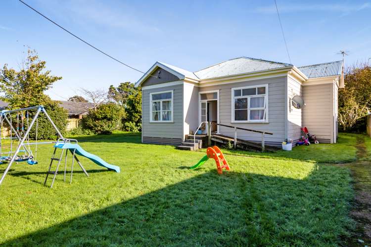 64 Puriri Street Hawera_13