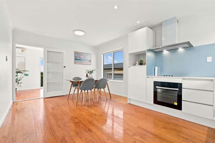 33 Hatherlow Street Glenfield_7