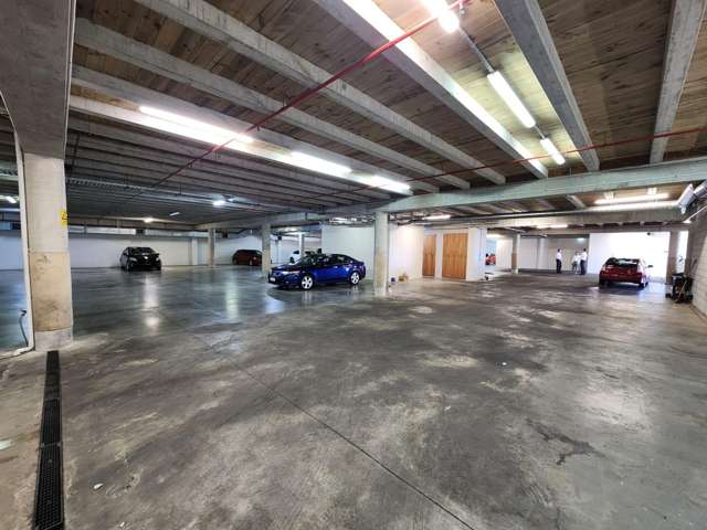 Whole Building/385 Mt Wellington Highway Mt Wellington_4