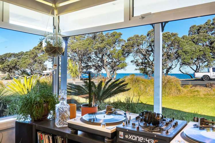 872 Whangaparaoa Road_4