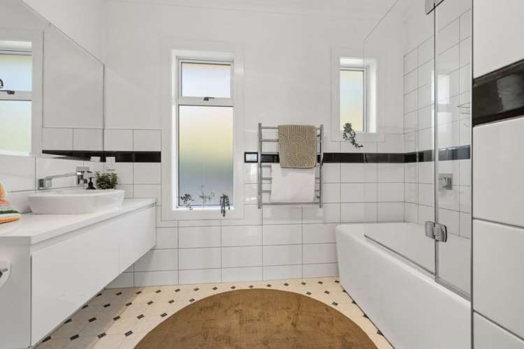 125 Forfar Street Clyde Hill_25