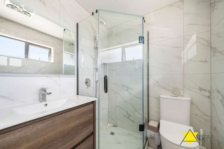 53D McLeod Road Te Atatu South_10