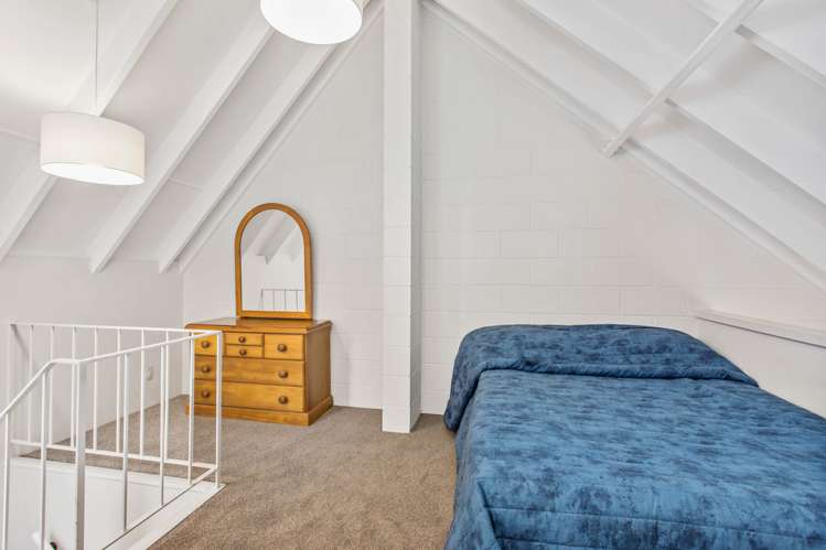 1/4 Burt Road Mount Wellington_10