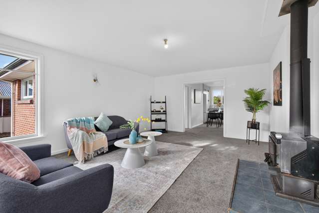 93 Gayhurst Road Dallington_1
