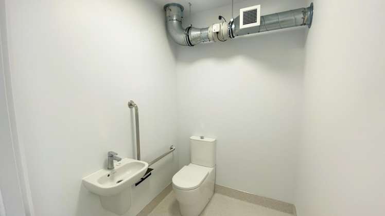 Tenancy 4/84 First Avenue Tauranga Central_15