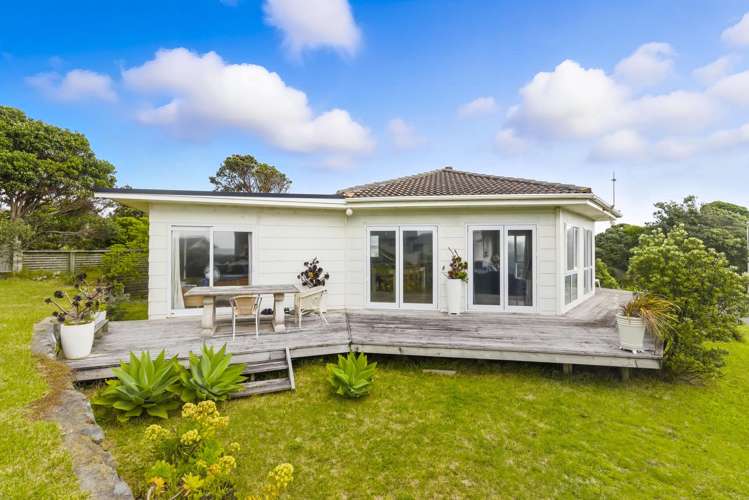 9 Waiheke Street Waikanae Beach_8