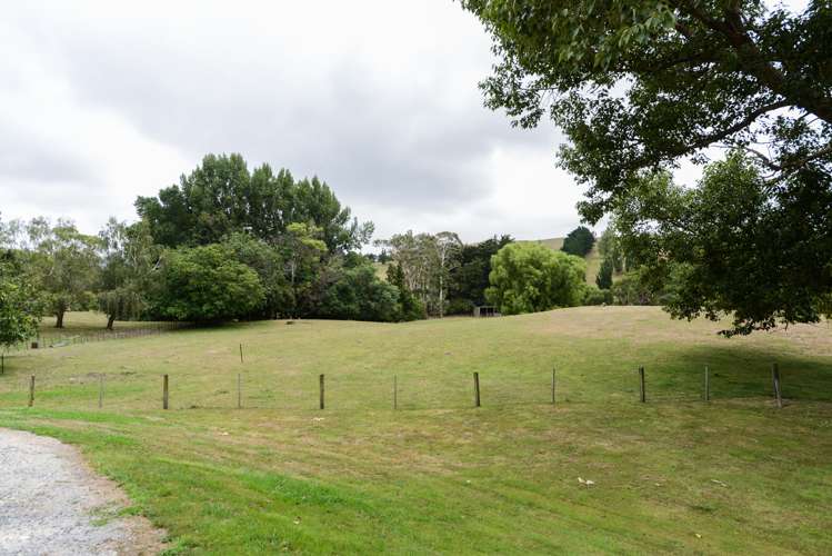 1633 Ngahape Road Central Hawkes Bay Country_24