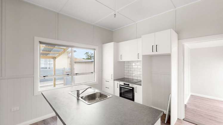 42 Oswald Street Mangapapa_3