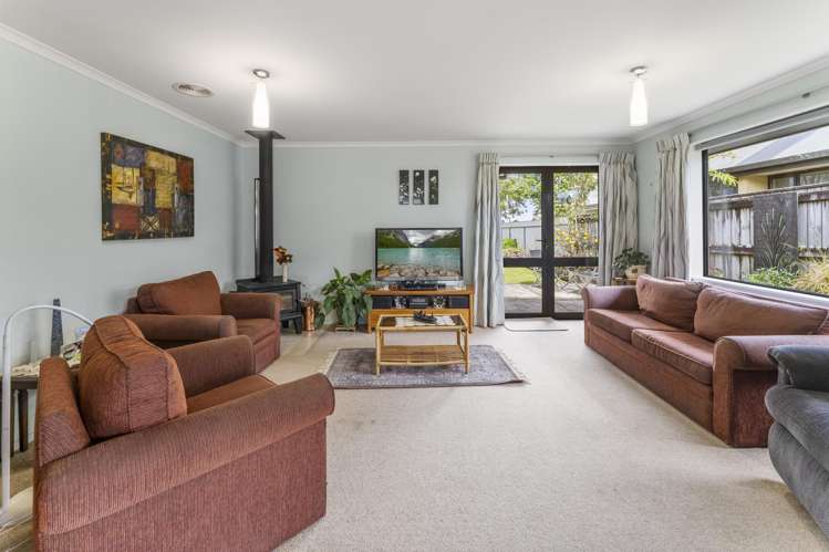 6 Willow Avenue Stoke_9