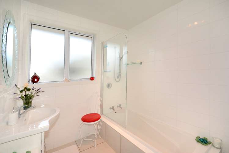 21 Gordon Road Mosgiel_16