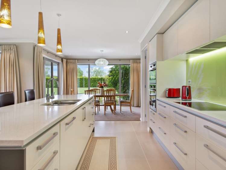 166 Halkett Road West Melton_10