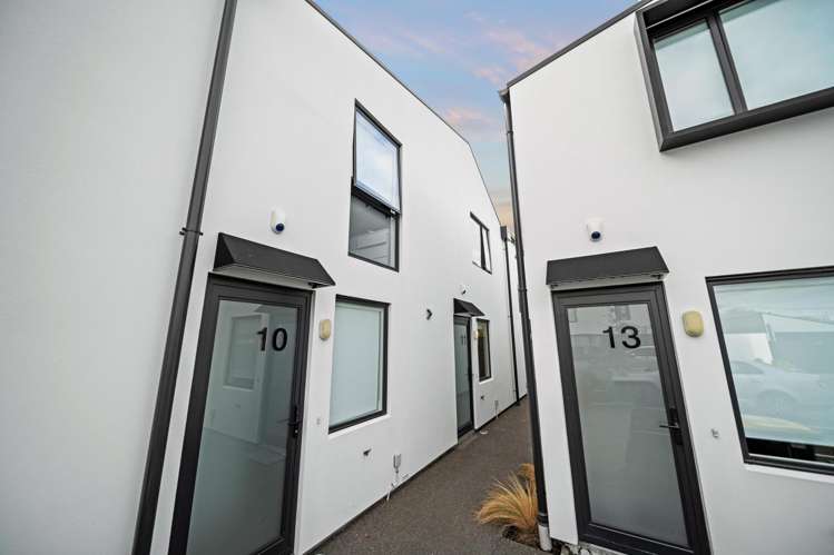 11/24 Percy Street_1