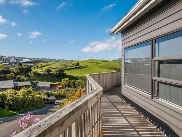 63 Saint Ives Drive Camborne_24