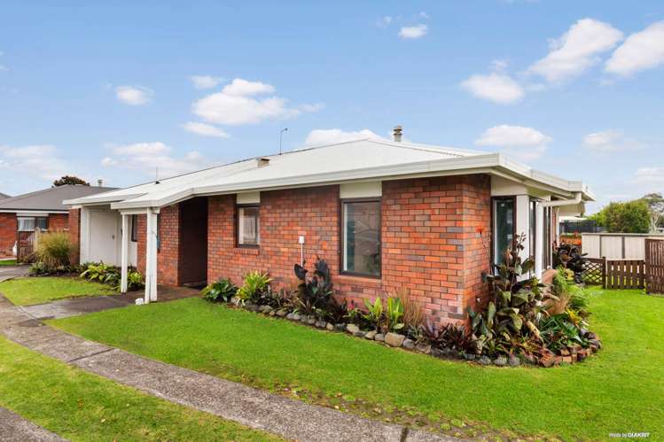 70 Sandspit Road Waiuku_13