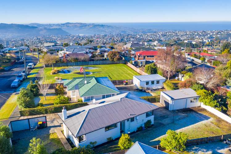 24 Gilkison Street Halfway Bush_32