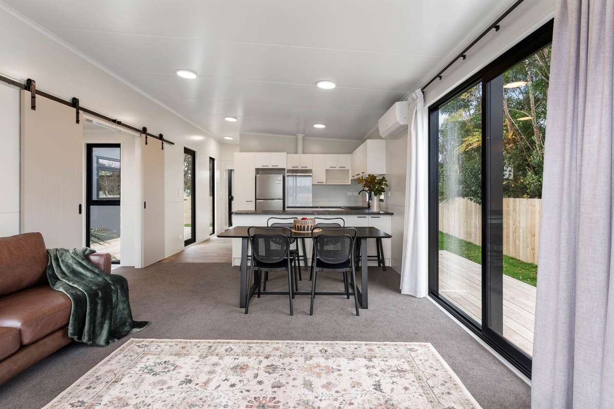 16 Churchill Terrace_2
