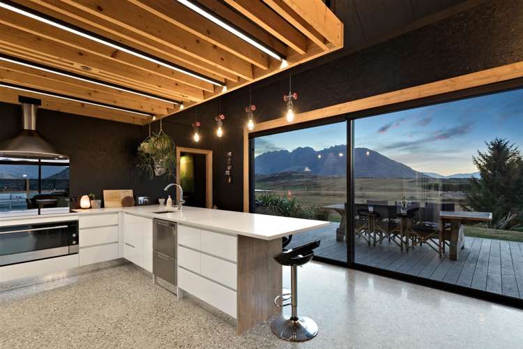 11 Cunninghams Drive Jacks Point_9