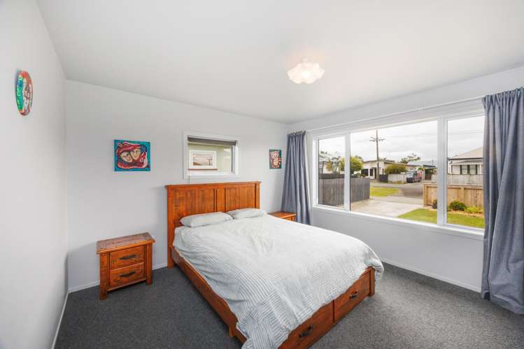 2 Montagu Street Feilding_11