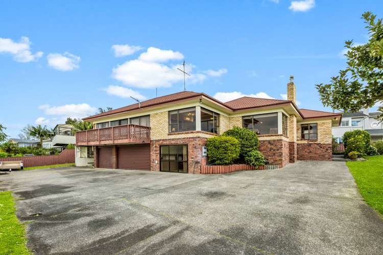 65 Uxbridge Road Mellons Bay_3