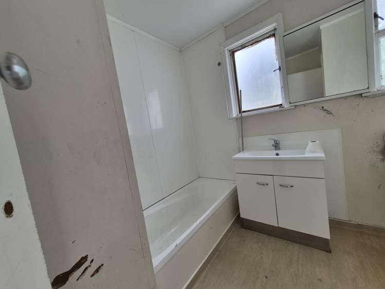 95E Lake Road Okaihau_13