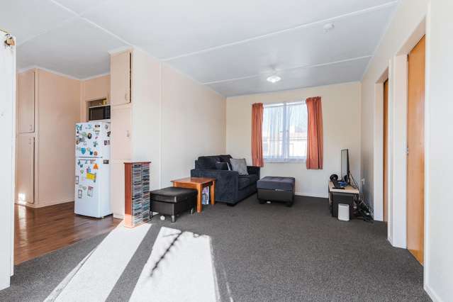 2 Te Mitiotu Grove Turangi_4