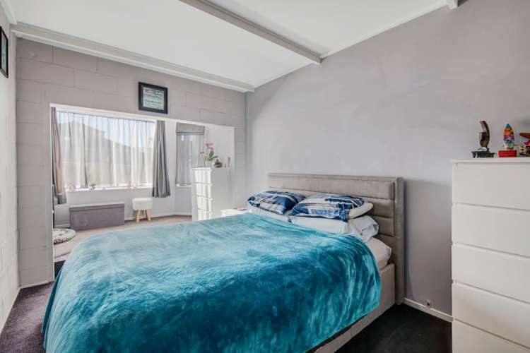 35 Vipond Road Stanmore Bay_13