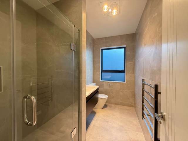 11 Pupu Crescent Karaka_4